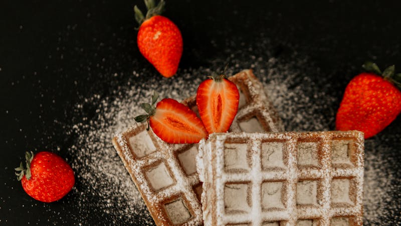 Nutella dessert pizza with strawberries and powdered sugar